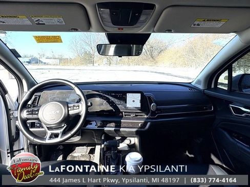 Certified 2024 Kia Sportage EX image 11