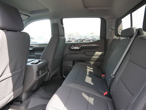 New 2026 Chevrolet Silverado 1500 LT Trail Boss w/ Convenience Package II AWD/4WD image 15