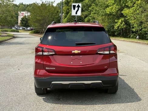 Used 2023 Chevrolet Equinox LT image 4