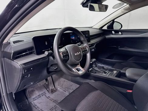 Used 2025 Kia K5 LXS FWD image 9