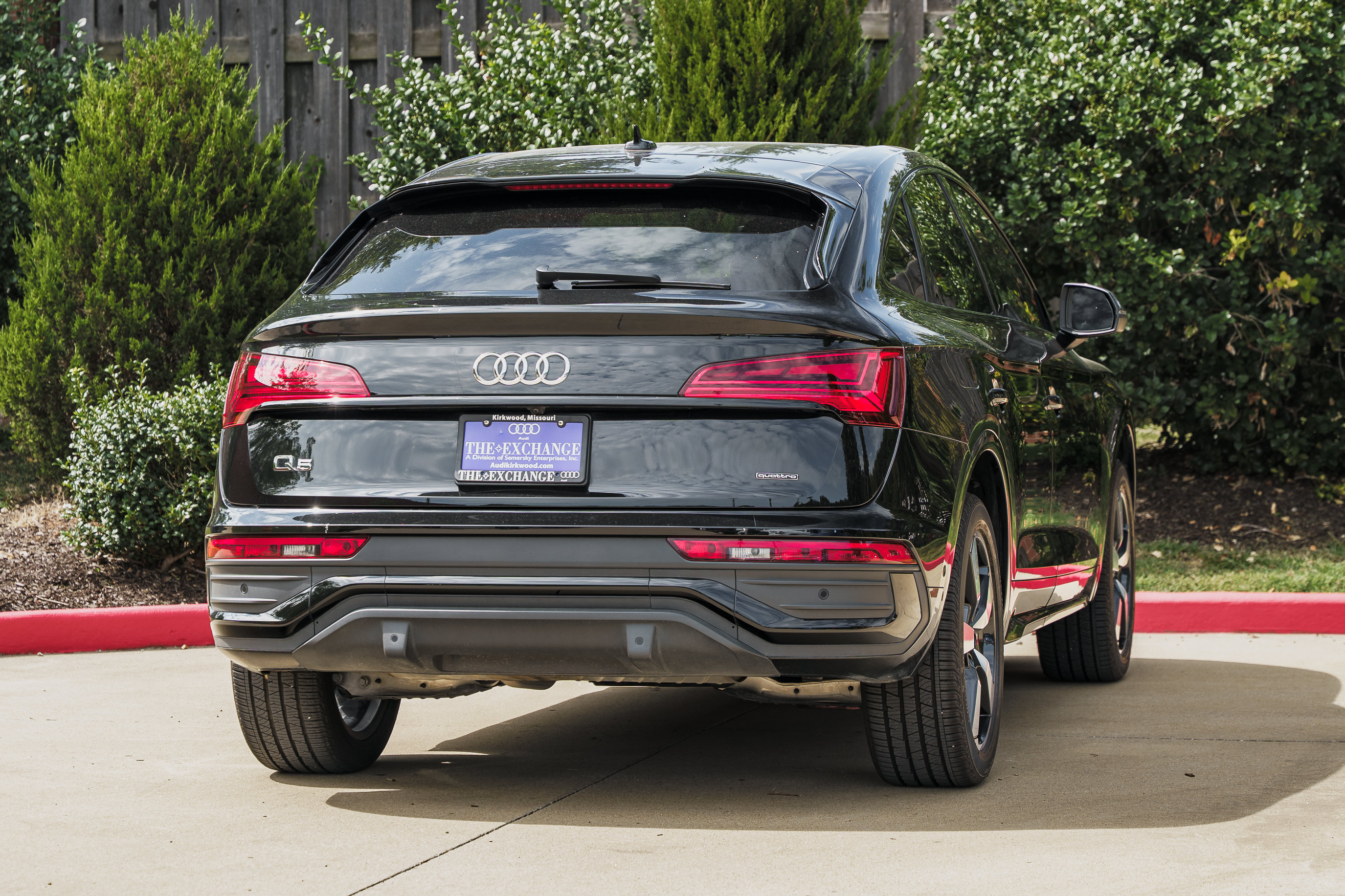Used 2023 Audi Q5 2.0T Prestige w/ Prestige Package AWD/4WD image 3