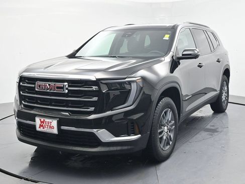Used 2025 GMC Acadia Elevation AWD/4WD image 3