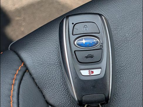 Used 2023 Subaru Crosstrek 2.5i Limited w/ Moonroof Package AWD/4WD image 18