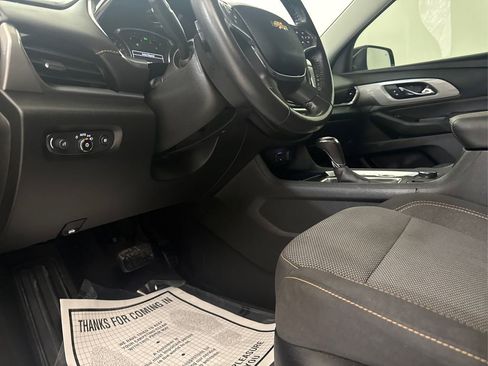 Used 2019 Chevrolet Traverse LT FWD image 31