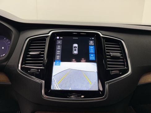 Used 2023 Volvo XC90 B6 Plus w/ Protection Package Premier AWD/4WD image 19