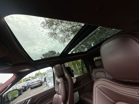 Used 2018 Lincoln Navigator Black Label AWD/4WD image 32