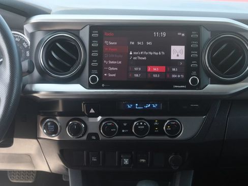 Used 2023 Toyota Tacoma SR5 AWD/4WD image 8