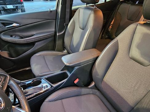 Used 2023 Buick Encore GX Select image 10