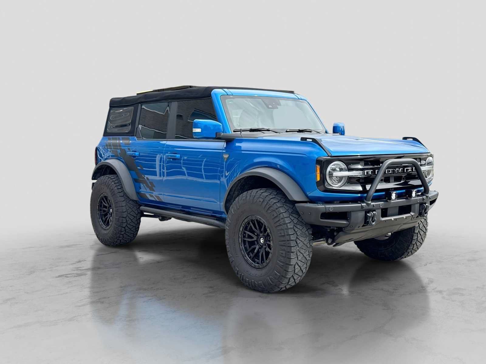 Used 2022 Ford Bronco Outer Banks w/ Sasquatch Package AWD/4WD image 8