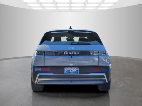 Used 2025 Hyundai Ioniq 5 SE image 11