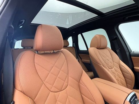 Used 2026 BMW X5 sDrive40i image 6