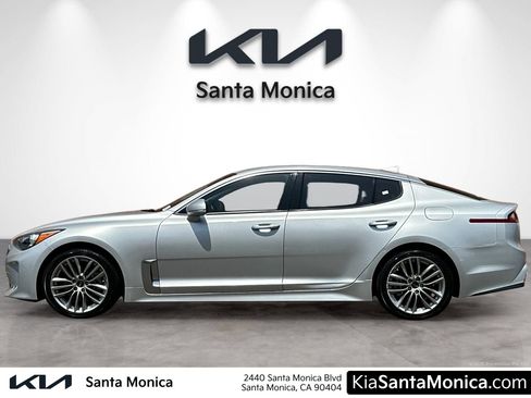 Used 2018 Kia Stinger RWD image 1
