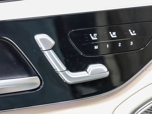 Used 2023 Mercedes-Benz EQS 450+ 4MATIC Sedan image 21
