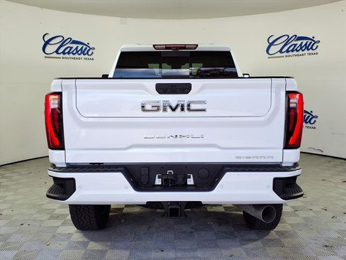 New 2026 GMC Sierra 2500 Denali Ultimate image 4