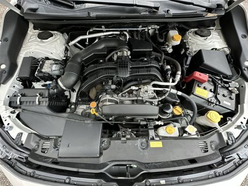 Used 2022 Subaru Crosstrek 2.5i Sport w/ Moonroof Package image 9