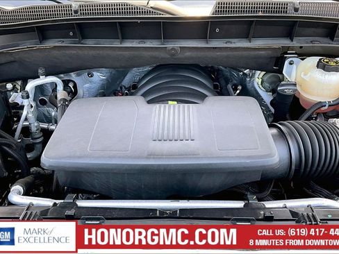 Used 2023 GMC Sierra 1500 SLT w/ SLT Premium Package AWD/4WD image 31