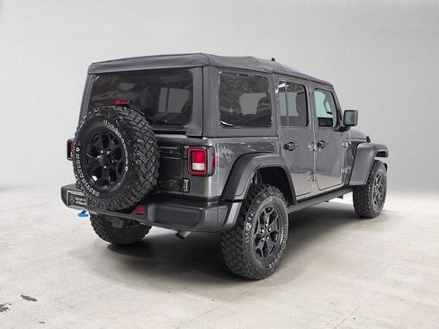 Used 2023 Jeep Wrangler Unlimited w/ Cold Weather Group AWD/4WD image 3