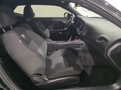 Used 2018 Dodge Challenger R/T Scat Pack image 24