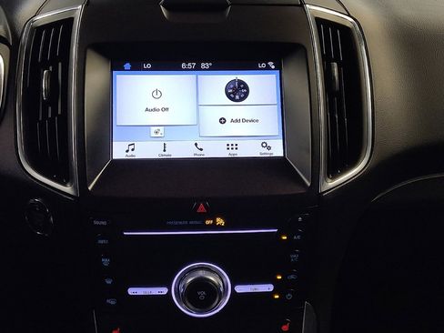 Used 2019 Ford Edge Titanium w/ Cold Weather Package AWD/4WD image 25