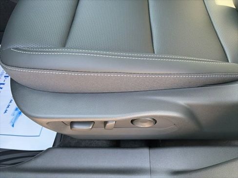 New 2026 Buick Envision Preferred image 18