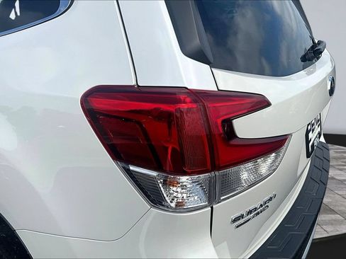 Used 2023 Subaru Forester Touring w/ Popular Package #3 AWD/4WD image 21