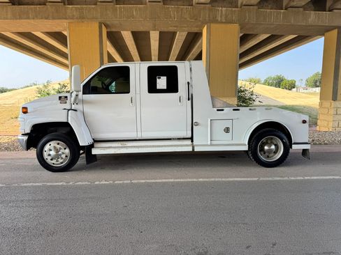 Used 2006 Chevrolet Kodiak C4500 2WD Crew Cab image 6