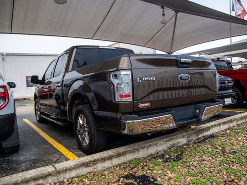 Used 2015 Ford F150 XLT w/ Equipment Group 301A Mid image 10