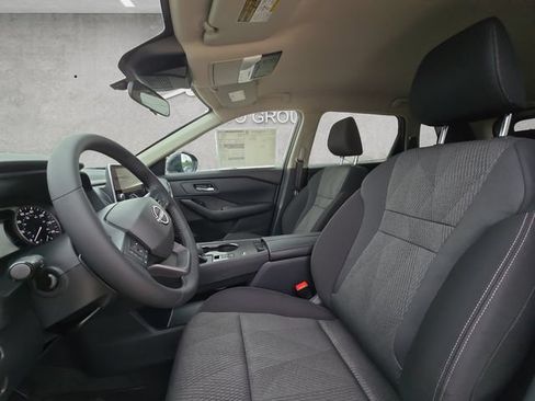 New 2026 Nissan Rogue SV FWD image 19