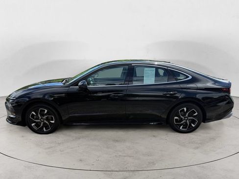 Used 2024 Hyundai Sonata SEL FWD image 2