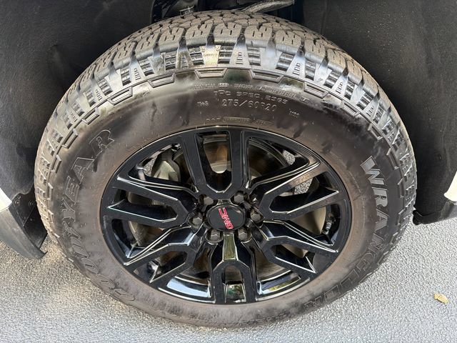 Used 2026 GMC Sierra 1500 Elevation w/ Elevation Premium Package AWD/4WD image 12
