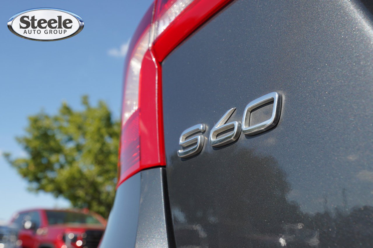 Used 2016 Volvo S60 T5 Premier w/ Convenience Package FWD image 22