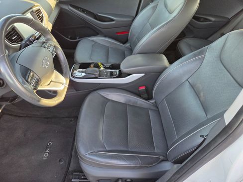 Used 2019 Hyundai Ioniq Limited image 9
