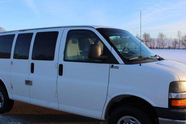 Used 2012 Chevrolet Express 2500 LT w/ LT Preferred Equipment Group RWD image 5
