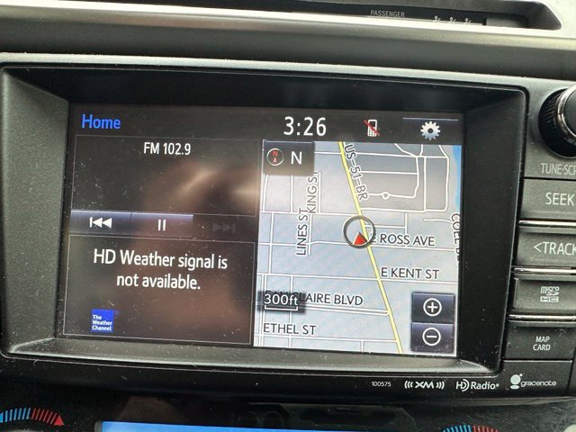 Used 2017 Toyota RAV4 XLE AWD/4WD image 25