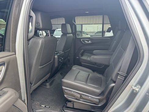 Used 2023 Chevrolet Tahoe LT w/ LT Signature Package image 15
