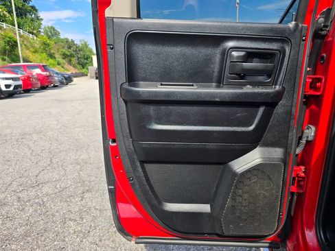 Used 2014 RAM 1500 Express AWD/4WD image 47