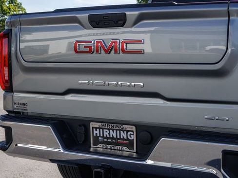Used 2025 GMC Sierra 1500 SLT AWD/4WD image 22
