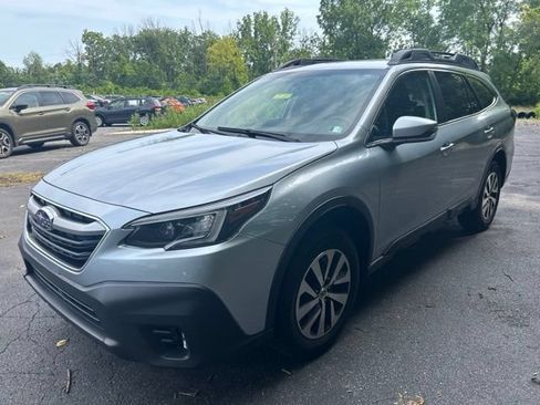 Used 2021 Subaru Outback Premium w/ Popular Package #1 AWD/4WD image 8