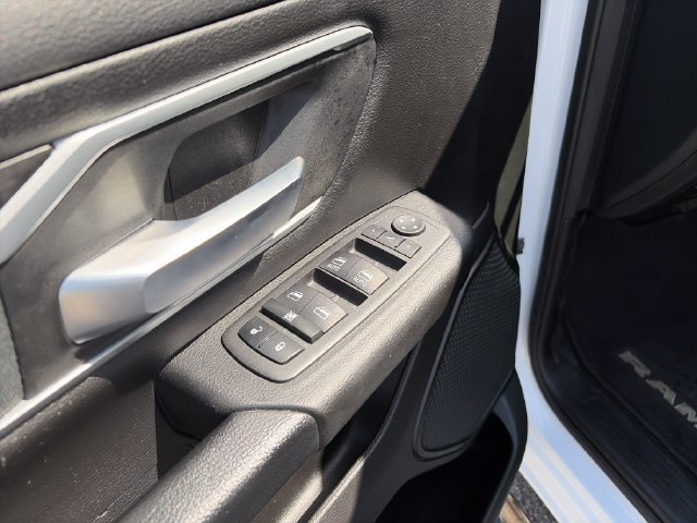 Used 2022 RAM 1500 Big Horn AWD/4WD image 13
