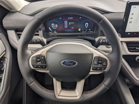 New 2026 Ford Explorer Active w/ Active Comfort Package image 19