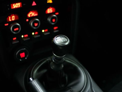 Used 2018 Subaru BRZ Limited w/ 50th Anniversary Edition image 29