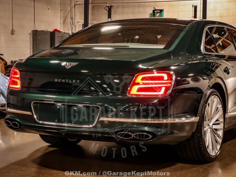 Used 2023 Bentley Flying Spur Azure AWD/4WD image 53