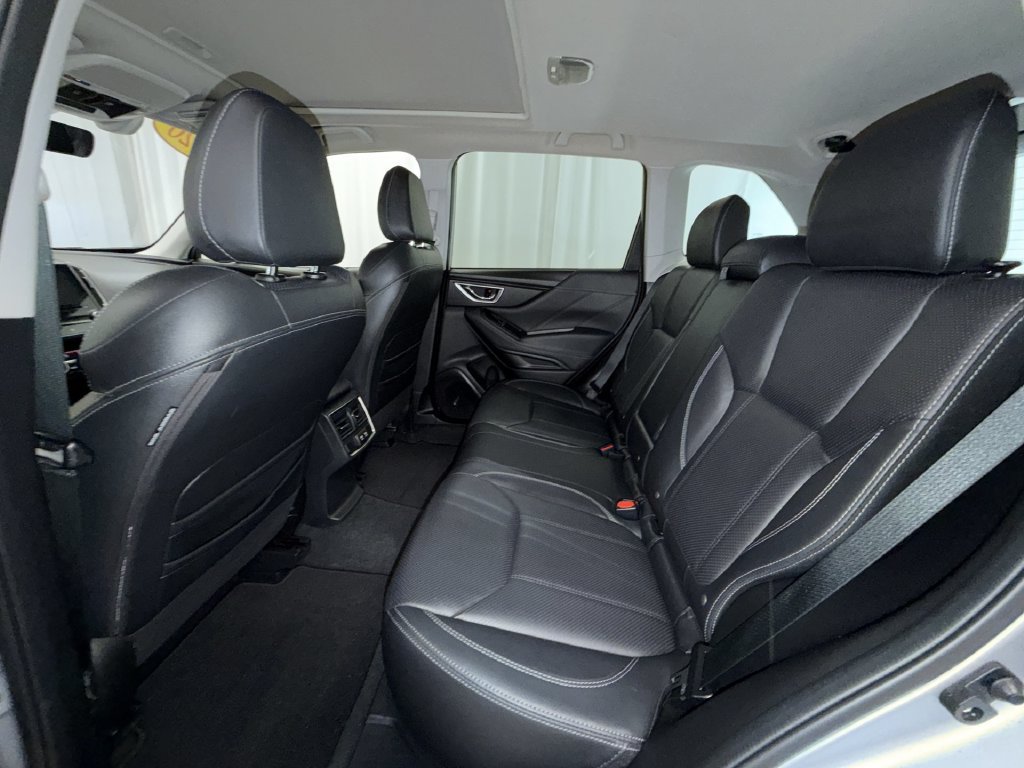 Used 2020 Subaru Forester Limited AWD/4WD image 13