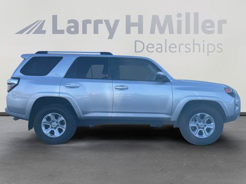 Used 2021 Toyota 4Runner SR5 RWD image 6