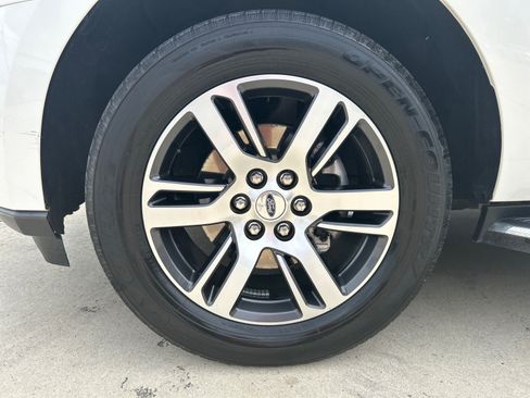 Used 2022 Ford Expedition XLT AWD/4WD image 8