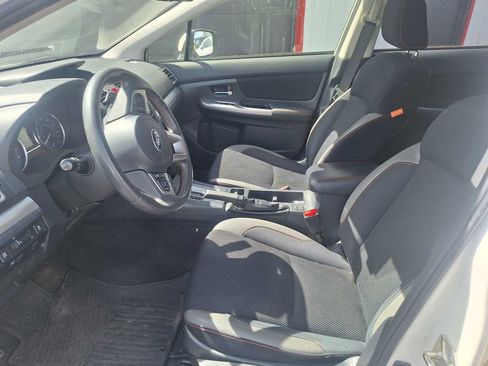 Used 2017 Subaru Crosstrek 2.0i Premium image 16