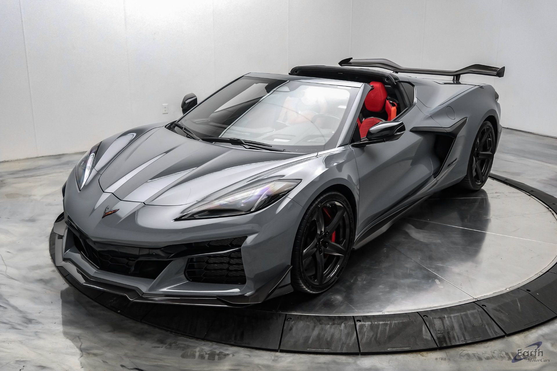 Used 2025 Chevrolet Corvette Z06 w/ Z07 Performance Package RWD image 8
