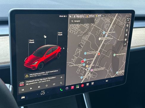 Used 2020 Tesla Model Y Long Range AWD/4WD image 17