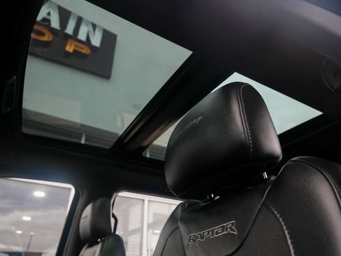 Used 2018 Ford F150 Raptor w/ Equipment Group 802A Luxury AWD/4WD image 27