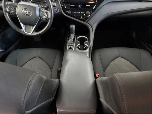 Used 2021 Toyota Camry LE FWD image 22